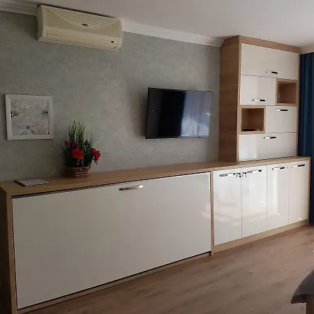 Riviera Studio * רבדה
